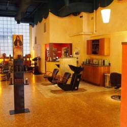 Stephen & Burns Aveda Salon & Spa