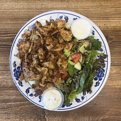 Wally's Cafe - Chicken Shawarma Plate