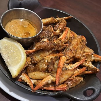 Dan Tana's - Crab claws - Italian Near Me - West Hollywood, California Dan Tana's - Crab claws - Italian Near Me - West Hollywood, California
