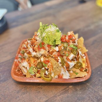 El Halal Amigos - Nar-chos w/ Pollo al pastor ($18) - Food Trucks Near Me - San Jose, California El Halal Amigos - Nar-chos w/ Pollo al pastor ($18) - Food Trucks Near Me - San Jose, California