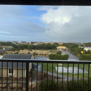 WorldMark Surfside Inn - 2nd floor view at Surfside Inn - Hotels Near Me - Ocean Park, Washington