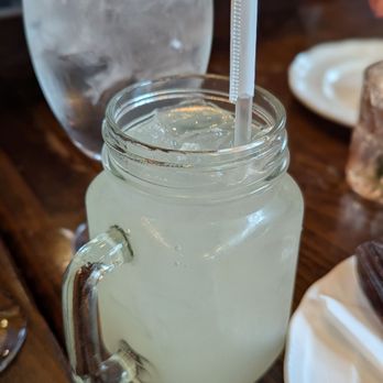 Thai District Restaurant - Lemonade - Thai Near Me - Brownsburg, Indiana