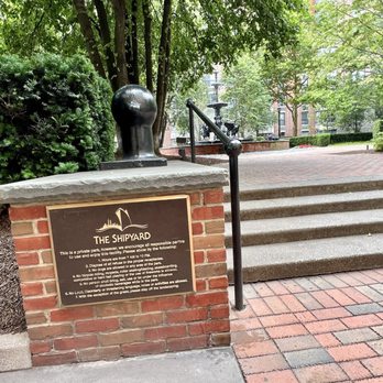 Shipyard Park - Parks Near Me - Hoboken, New Jersey