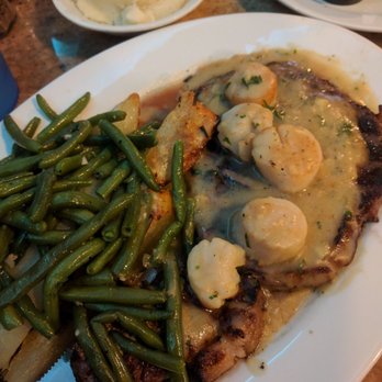 Pandora Diner - Scallops put directly on top of a ribeye steak - Diners Near Me - Mount Holly, New Jersey