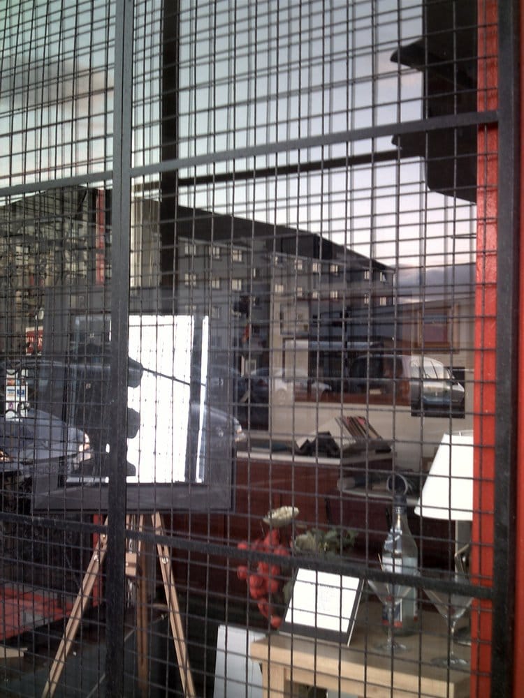 MUIREND PICTURE FRAMERS Updated March 2024 519 Clarkston Road