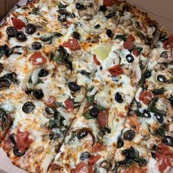 Veggie thin crust pizza