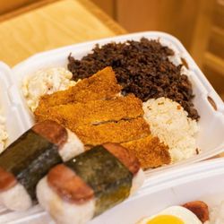 Aloha Eats