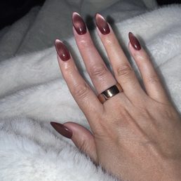Gel fill with cat eye
