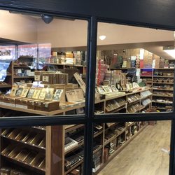 Habanos Cigar Lounge