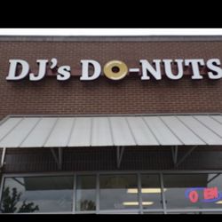 Dj’s Donuts