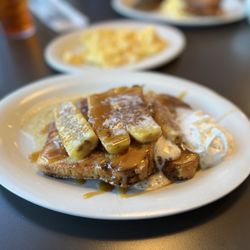 Eggs Up Grill - Bananas Foster French Toast