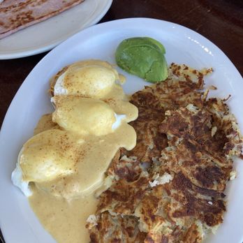 Sunrise Restaurant - Eggs Benedict, ham on the side and eggs poached hard - American Near Me - Seattle, Washington Sunrise Restaurant - Eggs Benedict, ham on the side and eggs poached hard - American Near Me - Seattle, Washington