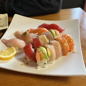 Sushiholic - 20. Rainbow Roll sushi combo - Sushi Bars Near Me - La Mirada, California Sushiholic - 20. Rainbow Roll sushi combo - Sushi Bars Near Me - La Mirada, California