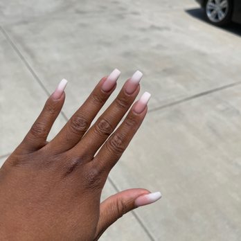 Bella Nails and Spas - Nail Salons Near Me - Riverside, California