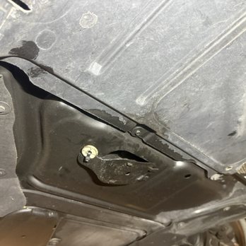 Mas Motors - Oil stains - Used Car Dealers Near Me - Norco, California