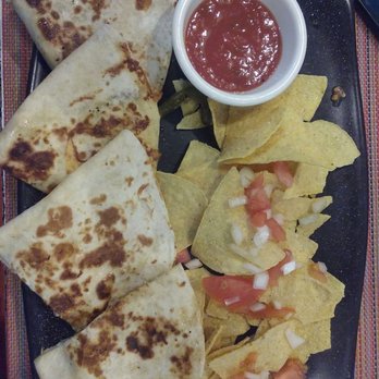 El Delirio - Quesadilla - Mexican Near Me - Granada, GR