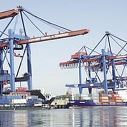 Hamburger Hafen und Logistik Container Terminal Altenwerder