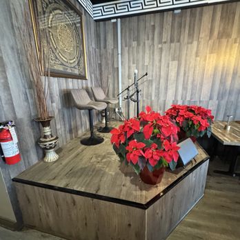 Nepali Momo House - Inside - live music on weekends? - Hakka Near Me - Brampton, Ontario Nepali Momo House - Inside - live music on weekends? - Hakka Near Me - Brampton, Ontario