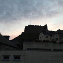 Burg Lindenfels - Blick auf die Burg Lindenfels vom Parkplatz Löwenbrunnen
