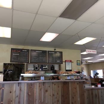 Dill's Deli & Bbq - Delis Near Me - Redding, California
