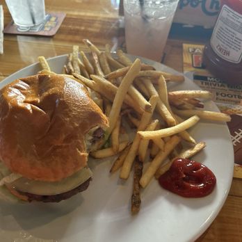 Fenwick Pub - The burger was top notch.  Fries among the best I've ever had.  The bar tender, Niko, very attentive. - Bars Near Me - Fenwick Island, Delaware
