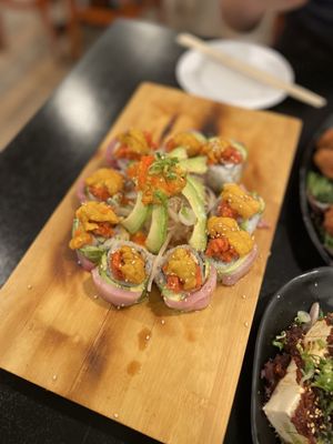 Hinata Sushi by null