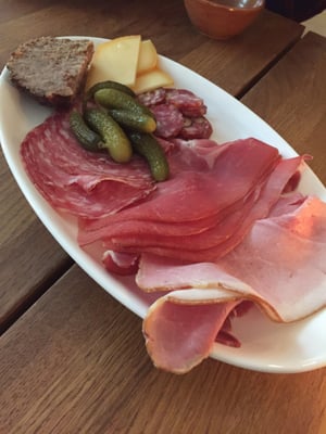 Thirion - Charcuterie & Vins by null