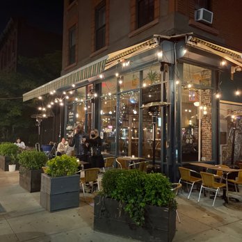Alison - Outdoor dining at Alison - Beer Bar Near Me - New York, New York