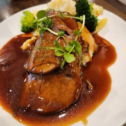 Arches Restaurant - Roast beef special