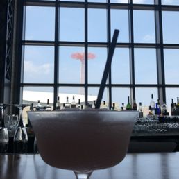 Good drinks! Good drinks!