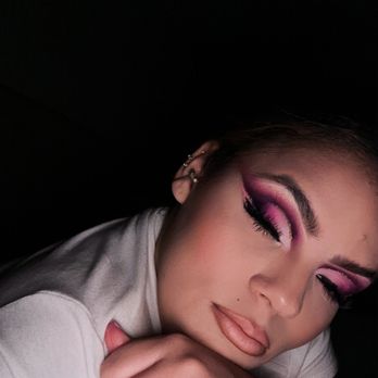 Facedbyqueen - Makeup Artists Near Me