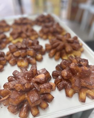 Sarah Donuts by null