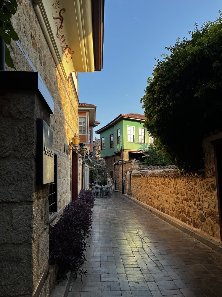 Tuvana Hotel
