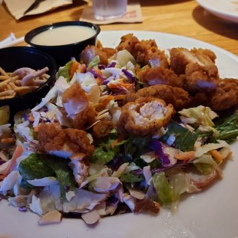 Applebee's Grill + Bar - My favorite the Oriental Cripy Chicken Salad with extra dressing - American Near Me - Silverdale, Washington Applebee's Grill + Bar - My favorite the Oriental Cripy Chicken Salad with extra dressing - American Near Me - Silverdale, Washington