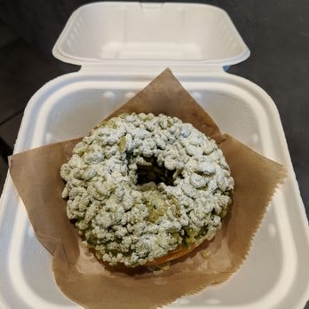 AlimamaTea - Matcha donut - Desserts Near Me - New York, New York