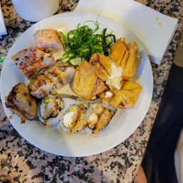 Crab rangoons, sushi