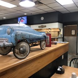 Truckers Inn Truckstop - What a cool piece of Americana!