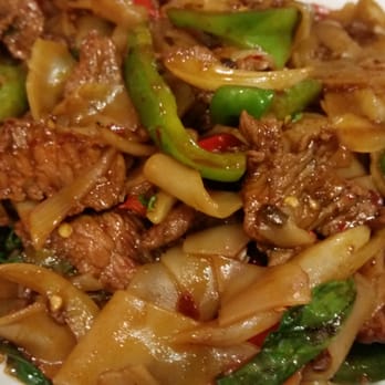 Chaba Thai Kitchen - Spicy noodles with beef - Thai Near Me - San Diego, California