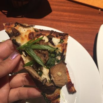 Seasons 52 - Detailed look at the mushroom flatbread - New American Near Me - Memphis, Tennessee Seasons 52 - Detailed look at the mushroom flatbread - New American Near Me - Memphis, Tennessee