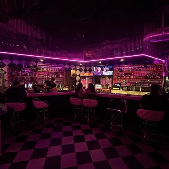 The Flamingo Bar - Bar - Bars Near Me - Los Angeles, California The Flamingo Bar - Bar - Bars Near Me - Los Angeles, California