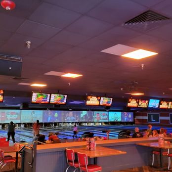 Bowlero Altamonte - Bowling Near Me - Altamonte Springs, Florida Bowlero Altamonte - Bowling Near Me - Altamonte Springs, Florida