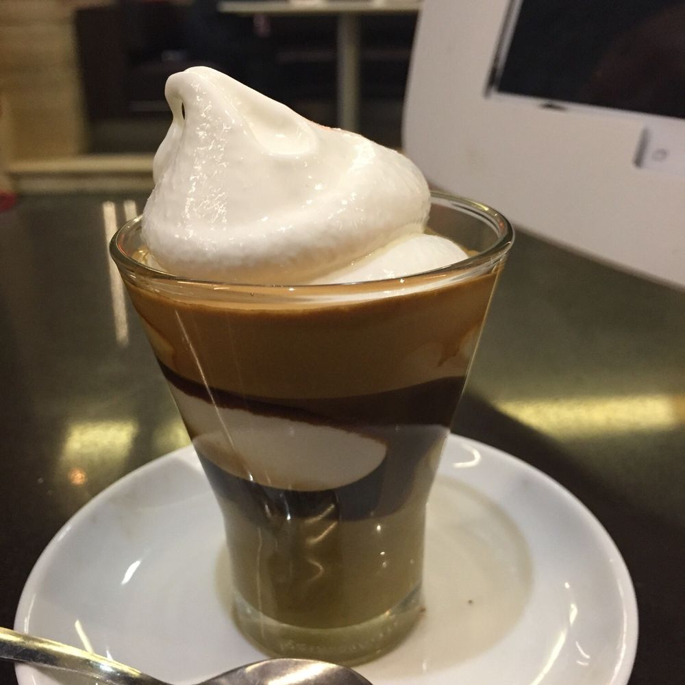 McDonald's - Dessert at Mc Cafe with ice cream pistachio coffee and chocolate - Fast Food Near Me - Rome, RM