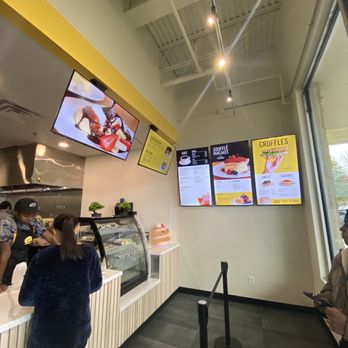 Fluffy Fluffy - Desserts Near Me - Frisco, Texas