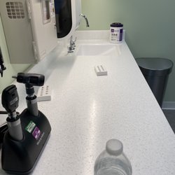Texas Health Breeze Urgent Care - Dallas - Examining room table