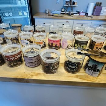 Fortunato Chocolate - Chocolatiers & Shops Near Me - Issaquah, Washington
