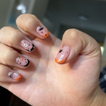 Posh & Polished - Halloween nails- October - Nail Salons Near Me - Doylestown, Pennsylvania Posh & Polished - Halloween nails- October - Nail Salons Near Me - Doylestown, Pennsylvania