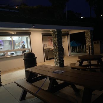 Lost Pier Cafe - Cafes Near Me - Laguna Beach, California Lost Pier Cafe - Cafes Near Me - Laguna Beach, California