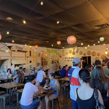 Cris and John - Interior - Vietnamese Near Me - Dallas, Texas