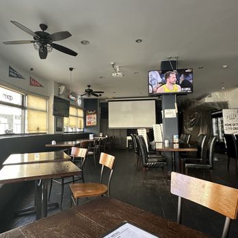 Koreatown Pizza - Inside - Pizza Near Me - Los Angeles, California Koreatown Pizza - Inside - Pizza Near Me - Los Angeles, California