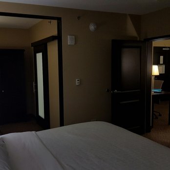 Sheraton Chicago Northbrook Hotel - Hotels Near Me - Northbrook, Illinois